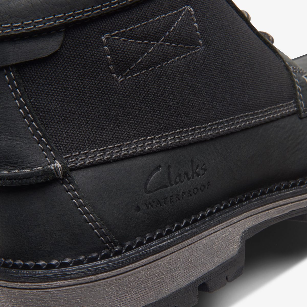 Maplewalk Moc Waterproof detail