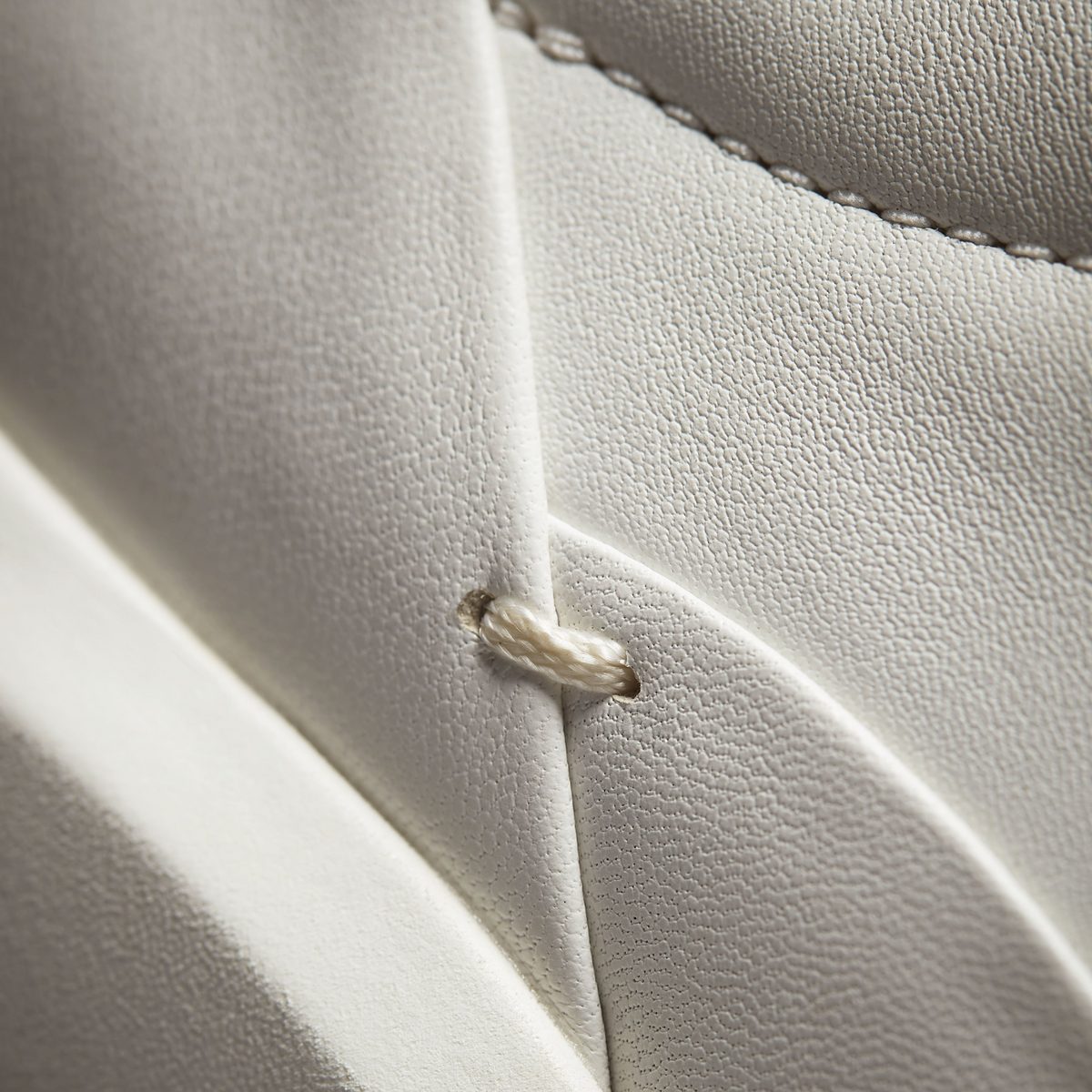 Tivoli Zip detail