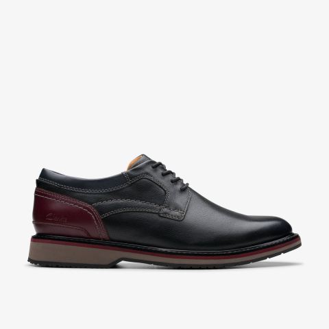 Monahan Plain — Black Leather