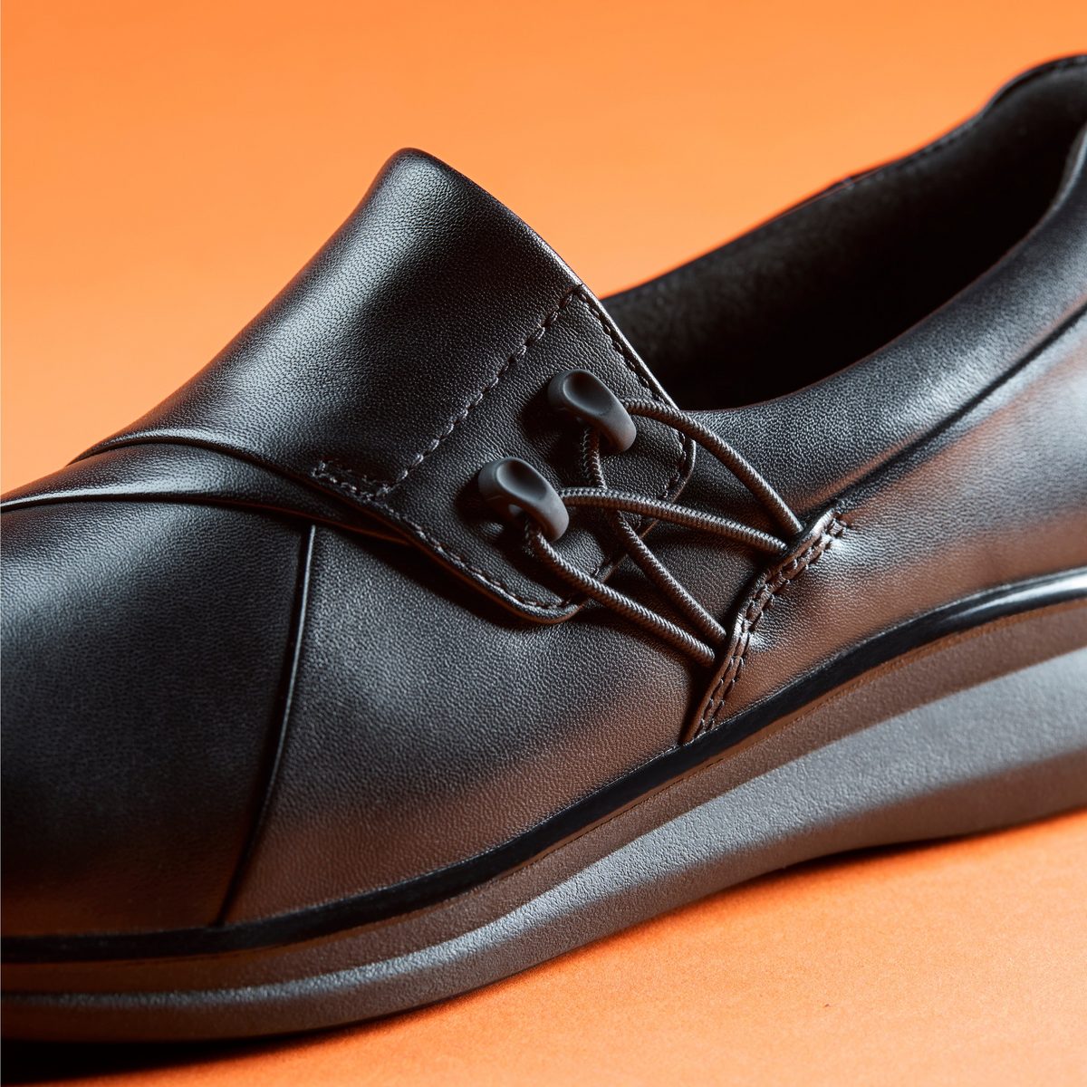 Lynell Slip detail