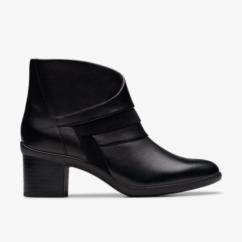 Shaya Sky — Black Leather