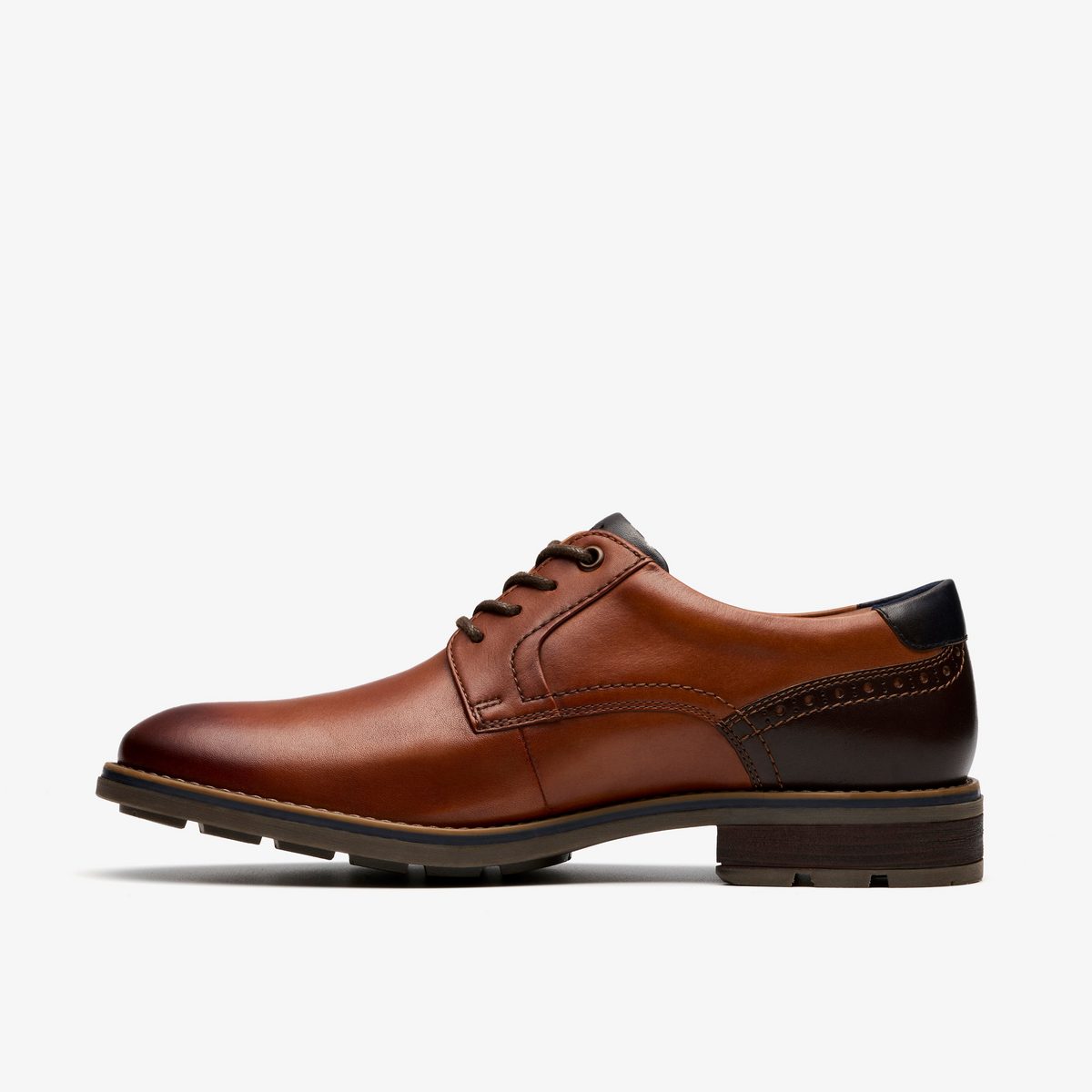 Emmet Plain detail
