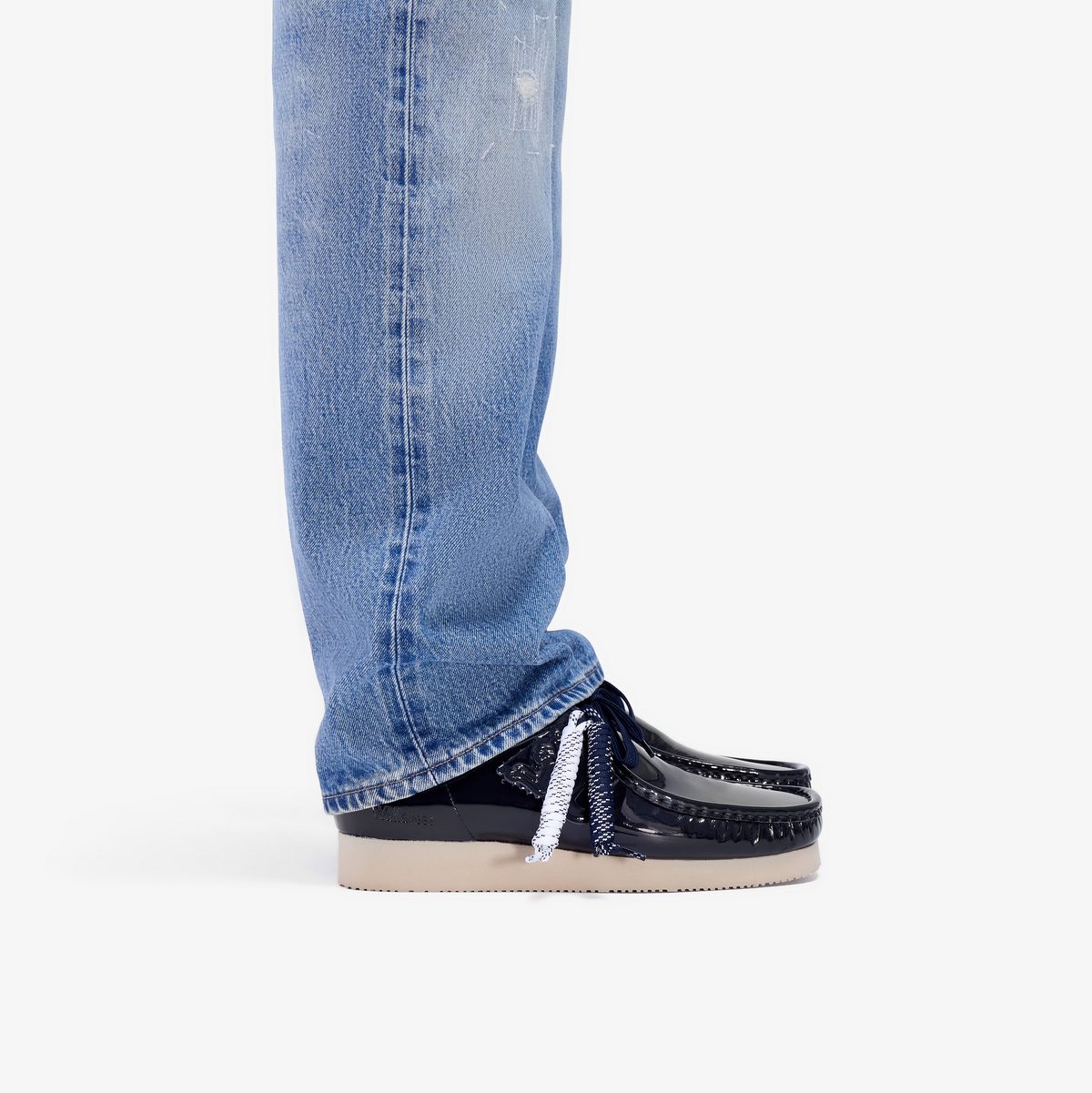 Wallabee 2604 detail