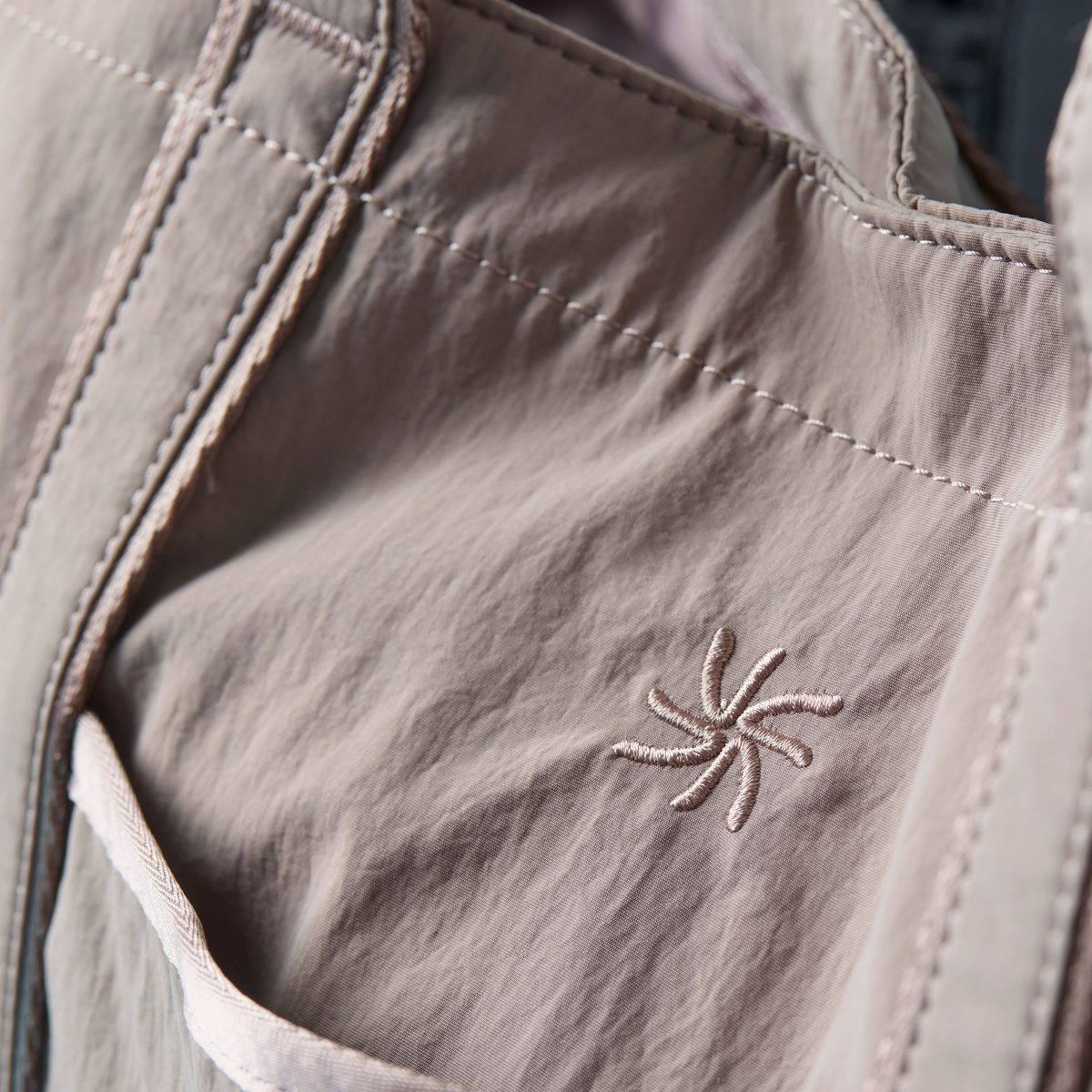 Cloudsteppers Tote Bag detail