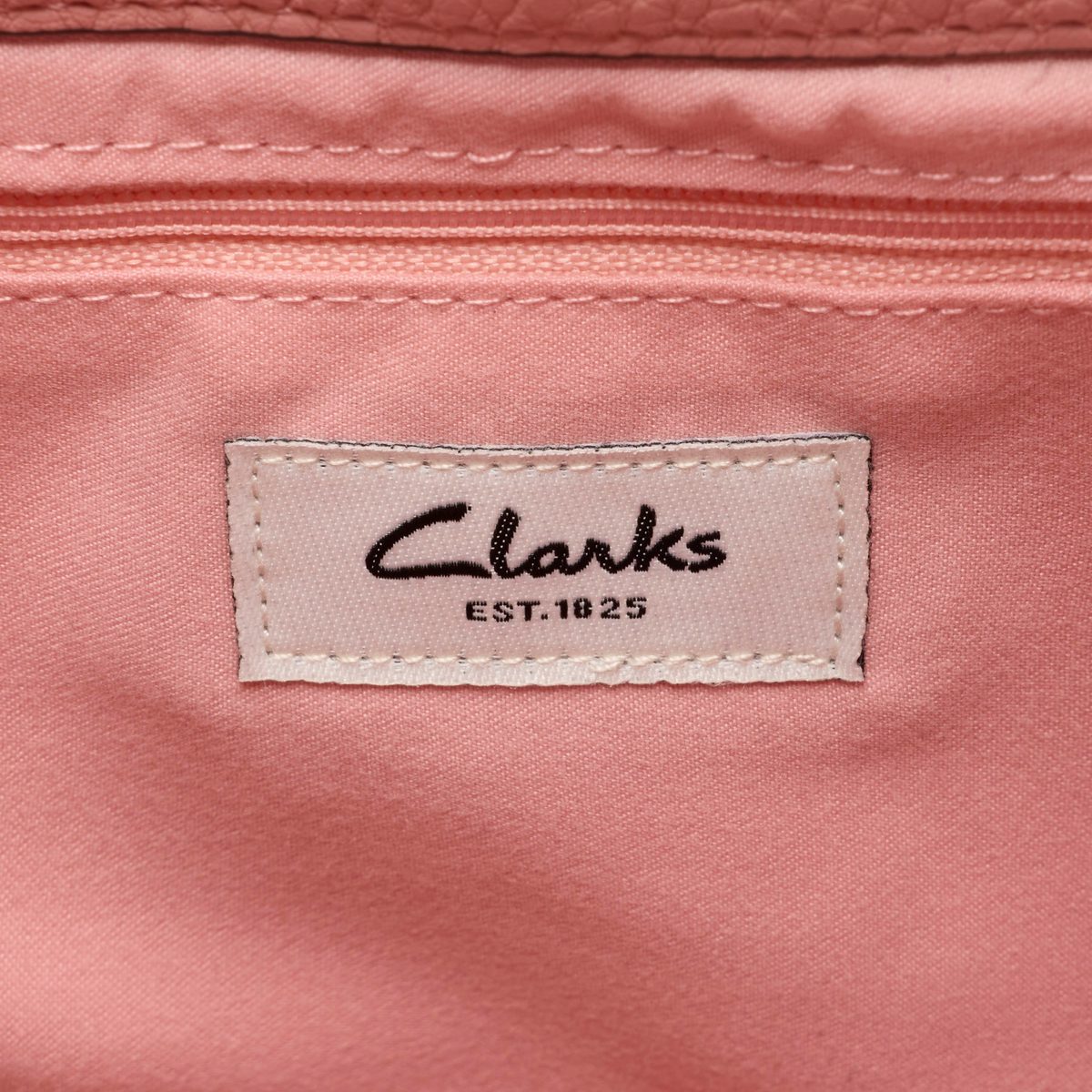 Clara Crossbody Bag detail