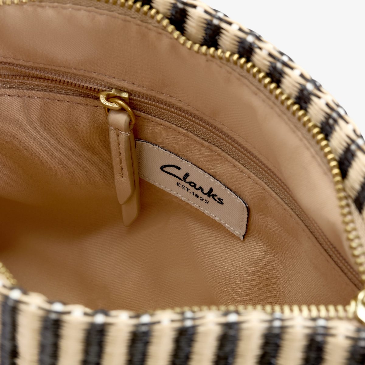 Woven Crossbody Bag detail