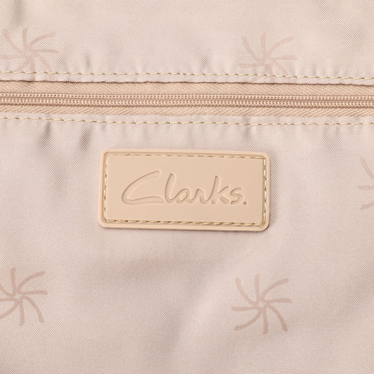 Cloudsteppers Crossbody Bag  detail