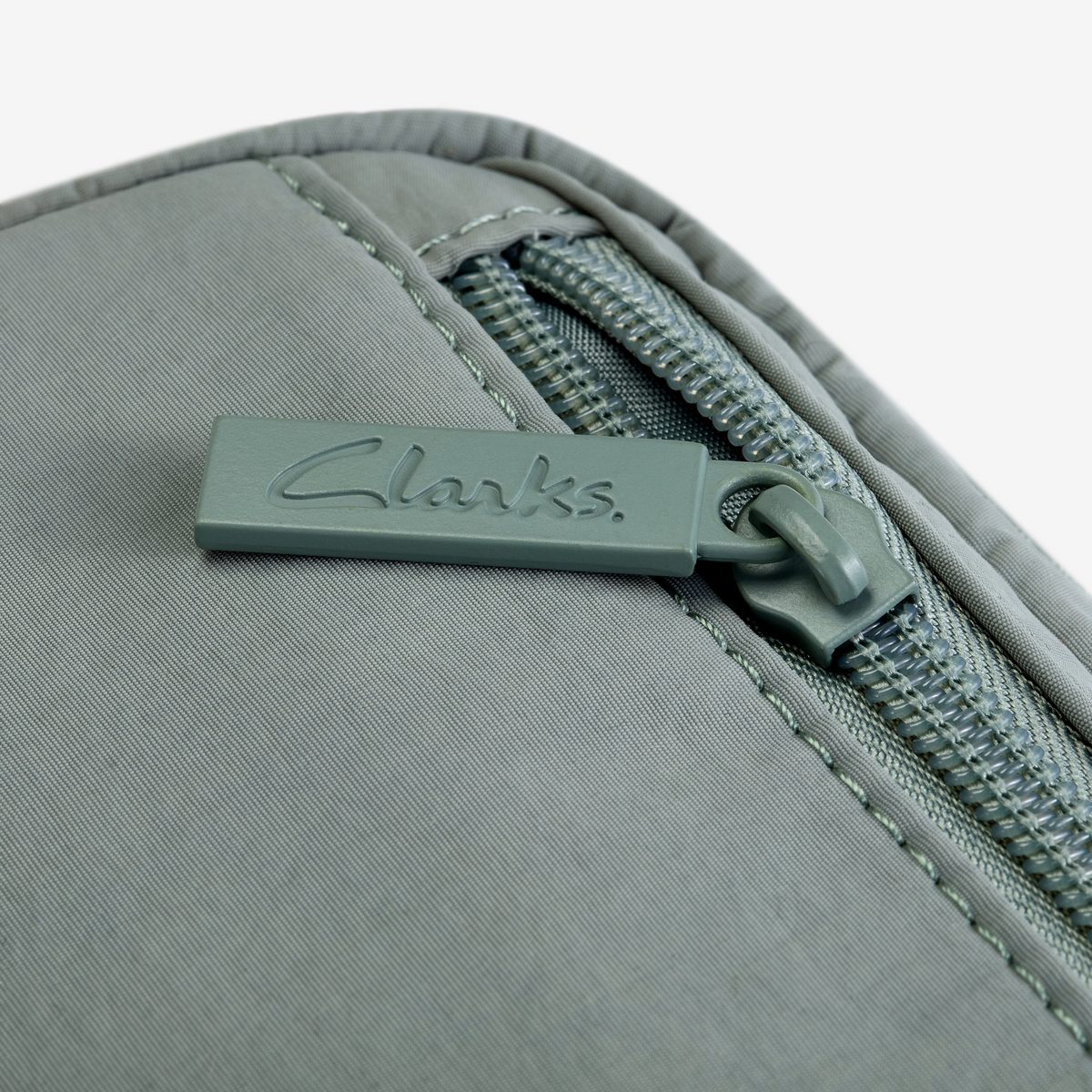Cloudsteppers Small Pouch detail