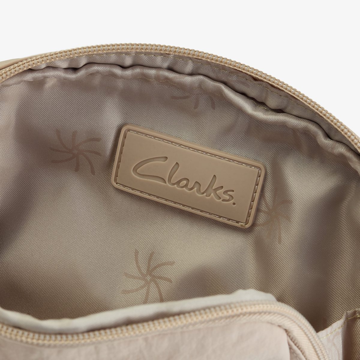 Cloudsteppers Small Pouch detail