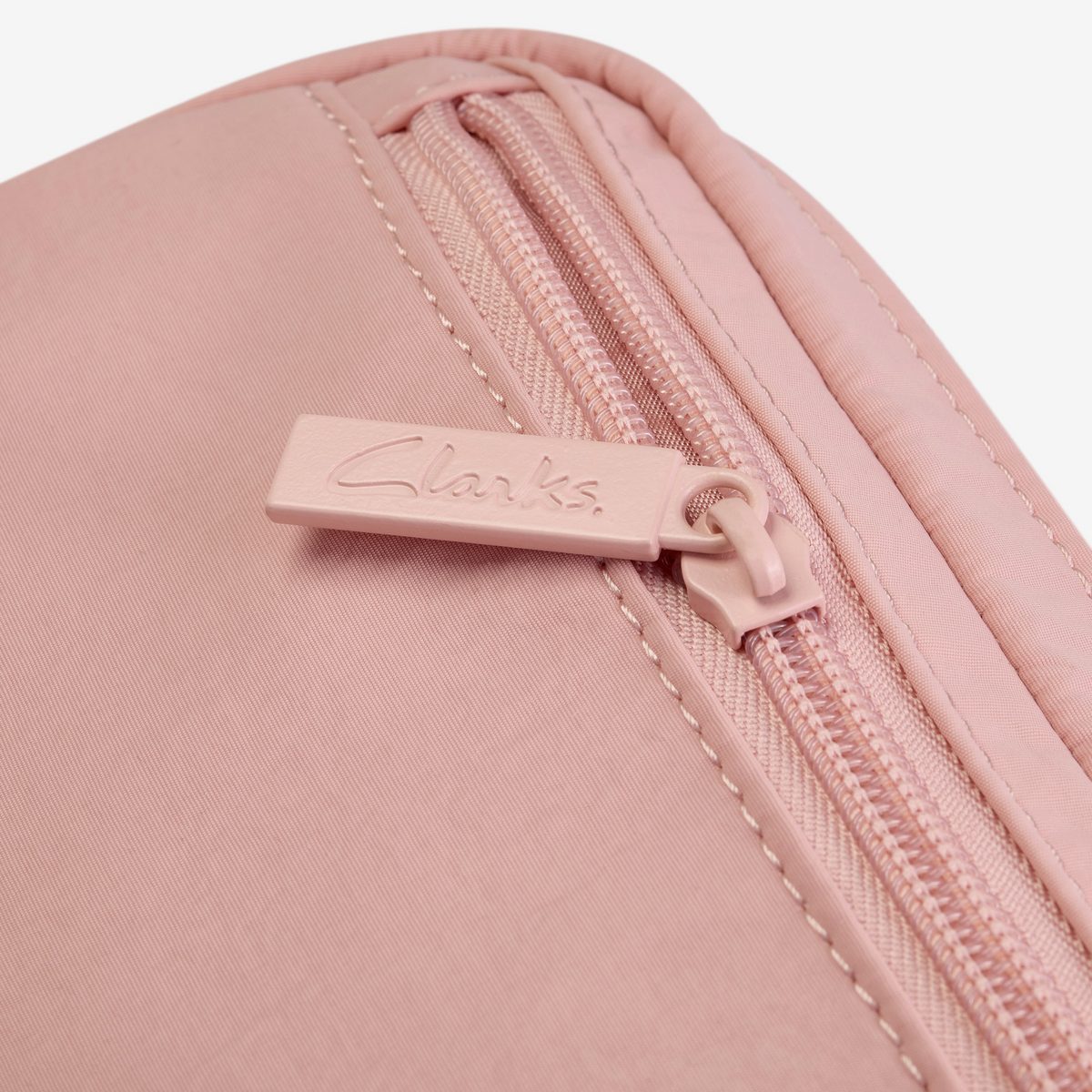 Cloudsteppers Small Pouch detail
