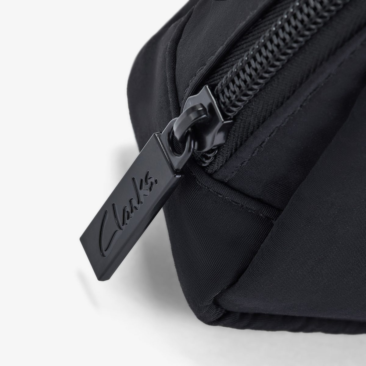 Cloudsteppers Belt Bag  detail