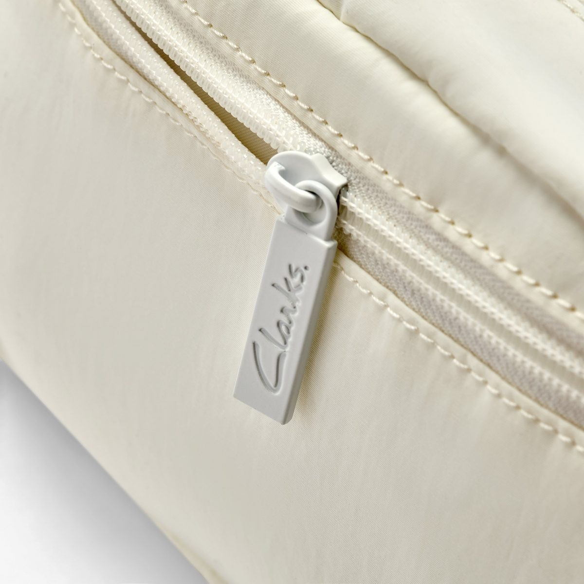 Cloudsteppers Belt Bag detail
