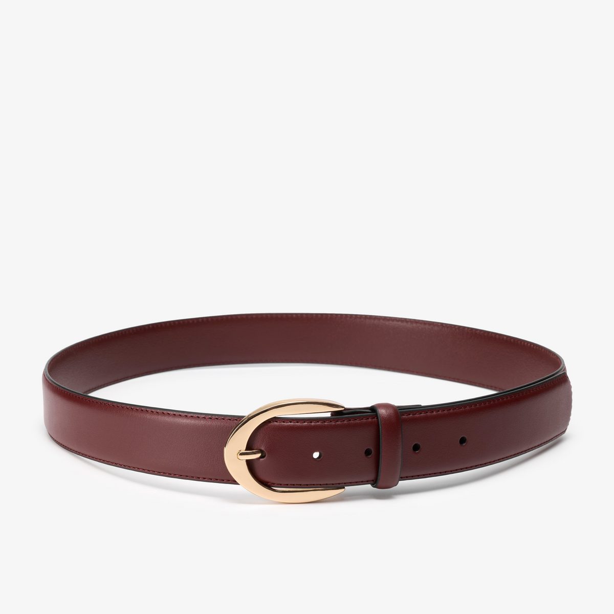 Smooth Premium Leather Belt detail