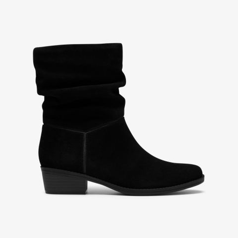 Danyelle Ruby — Black Suede
