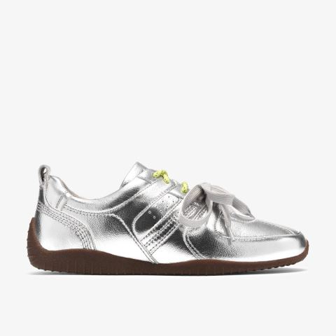 Meridor Lace — Silver Leather