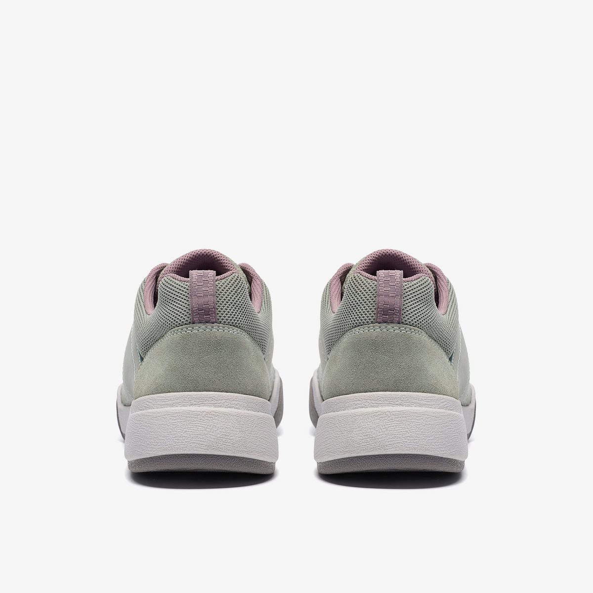 Aydria Lace Water Resistant  detail