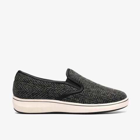 BreezeSky Zoe — Black Textile