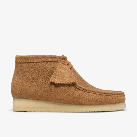 Wallabee Boot — Light Tan Embossed