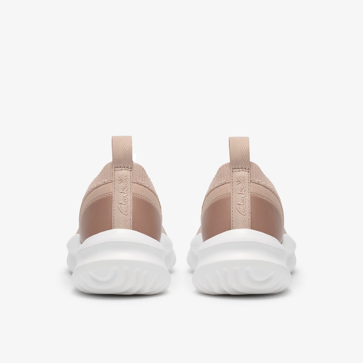 Solevana Mae detail